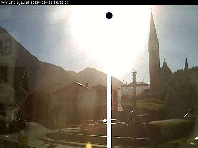 Archived image Webcam Holzgau center: Church