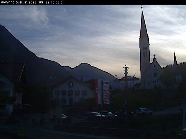 Archived image Webcam Holzgau center: Church