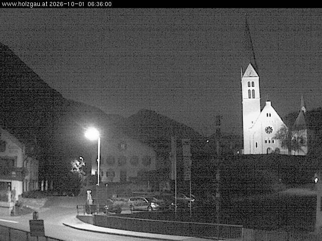 Archived image Webcam Holzgau center: Church