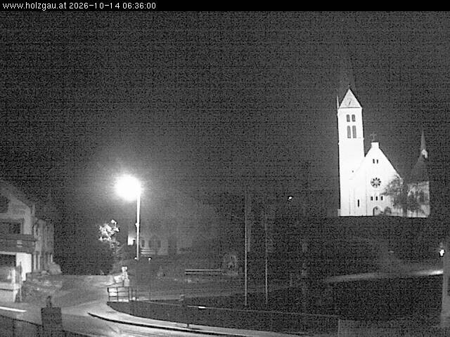 Archiv Foto Webcam Holzgau: Kirche