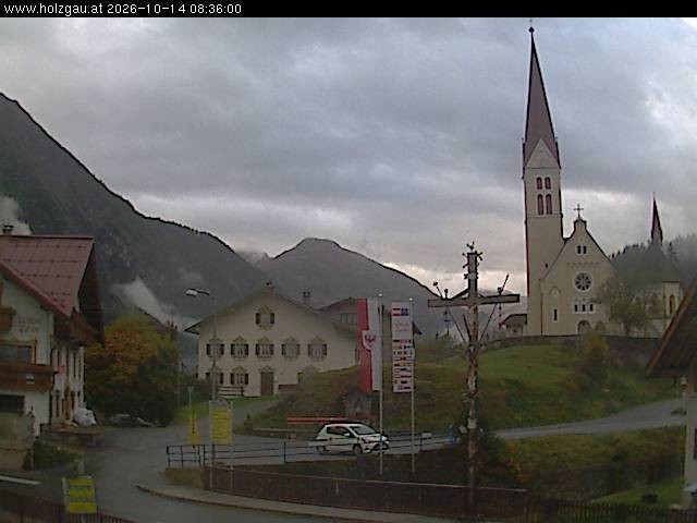 Archiv Foto Webcam Holzgau: Kirche