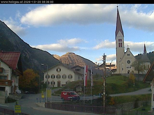 Archiv Foto Webcam Holzgau: Kirche