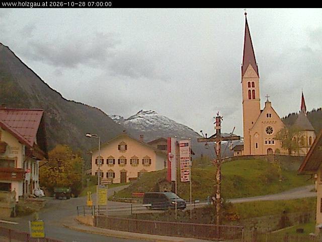 Archiv Foto Webcam Holzgau: Kirche