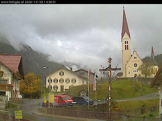 Archiv Foto Webcam Holzgau: Kirche