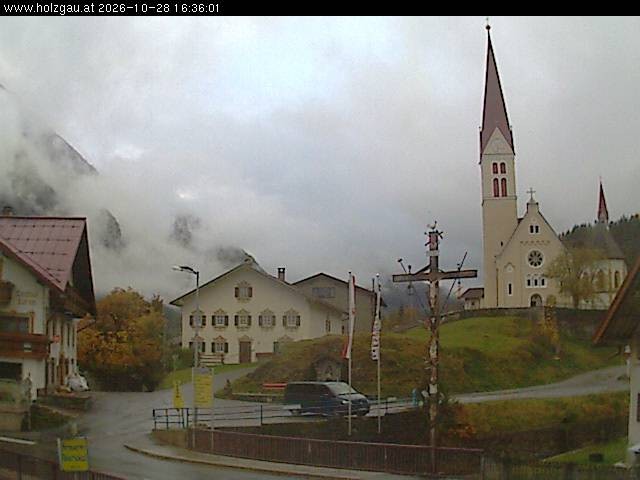 Archiv Foto Webcam Holzgau: Kirche