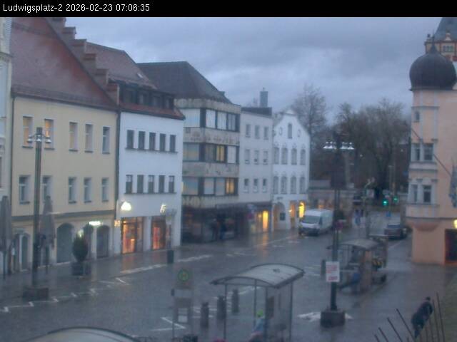 Archiv Foto Webcam Straubing Ludwigsplatz - Blick nach Osten