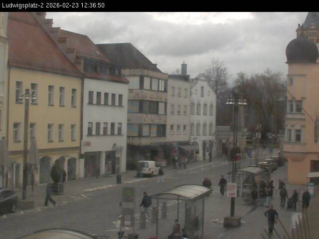Archiv Foto Webcam Straubing Ludwigsplatz - Blick nach Osten