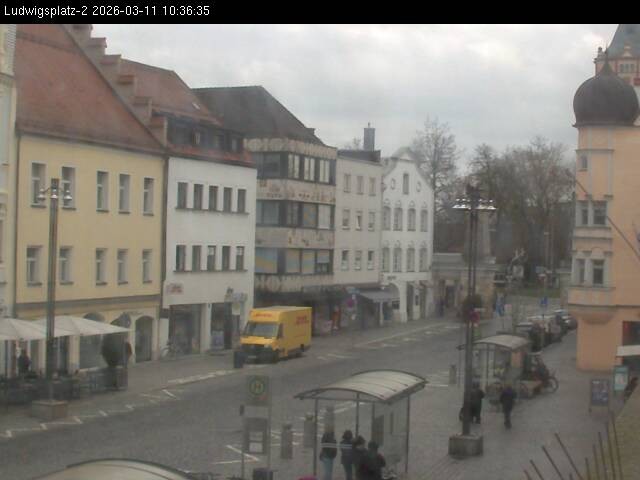 Archiv Foto Webcam Straubing Ludwigsplatz - Blick nach Osten