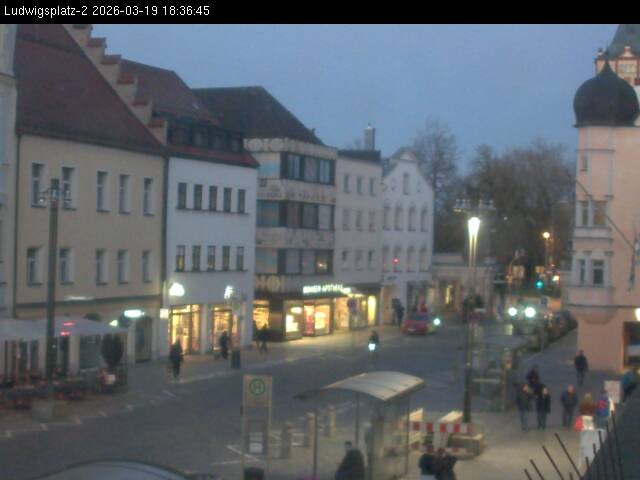 Archiv Foto Webcam Straubing Ludwigsplatz - Blick nach Osten