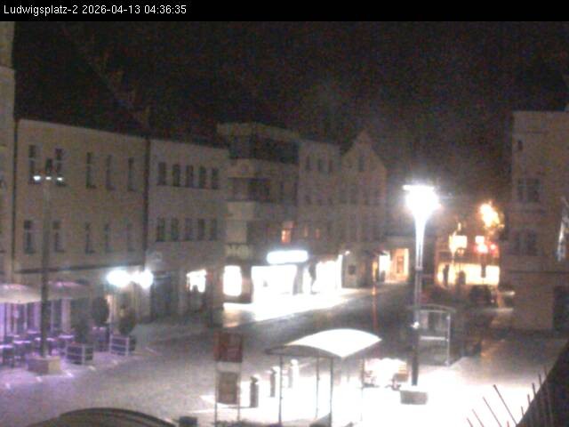 Archived image Webcam Ludwigsplatz Straubing - Eastern View