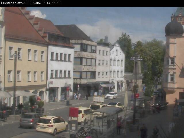 Archived image Webcam Ludwigsplatz Straubing - Eastern View