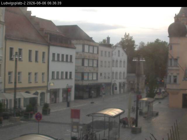 Archiv Foto Webcam Straubing Ludwigsplatz - Blick nach Osten