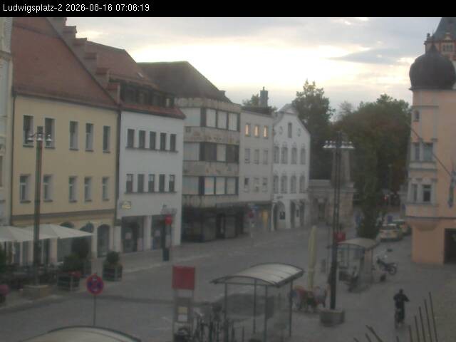 Archiv Foto Webcam Straubing Ludwigsplatz - Blick nach Osten