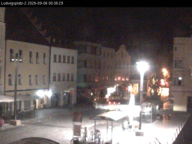Archiv Foto Webcam Straubing Ludwigsplatz - Blick nach Osten