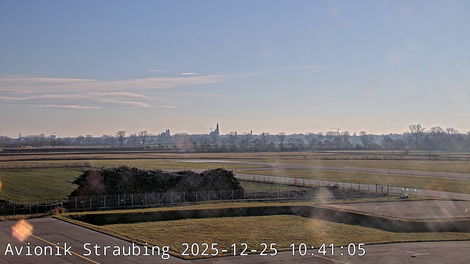 Archiv Foto Webcam Flugplatz Straubing