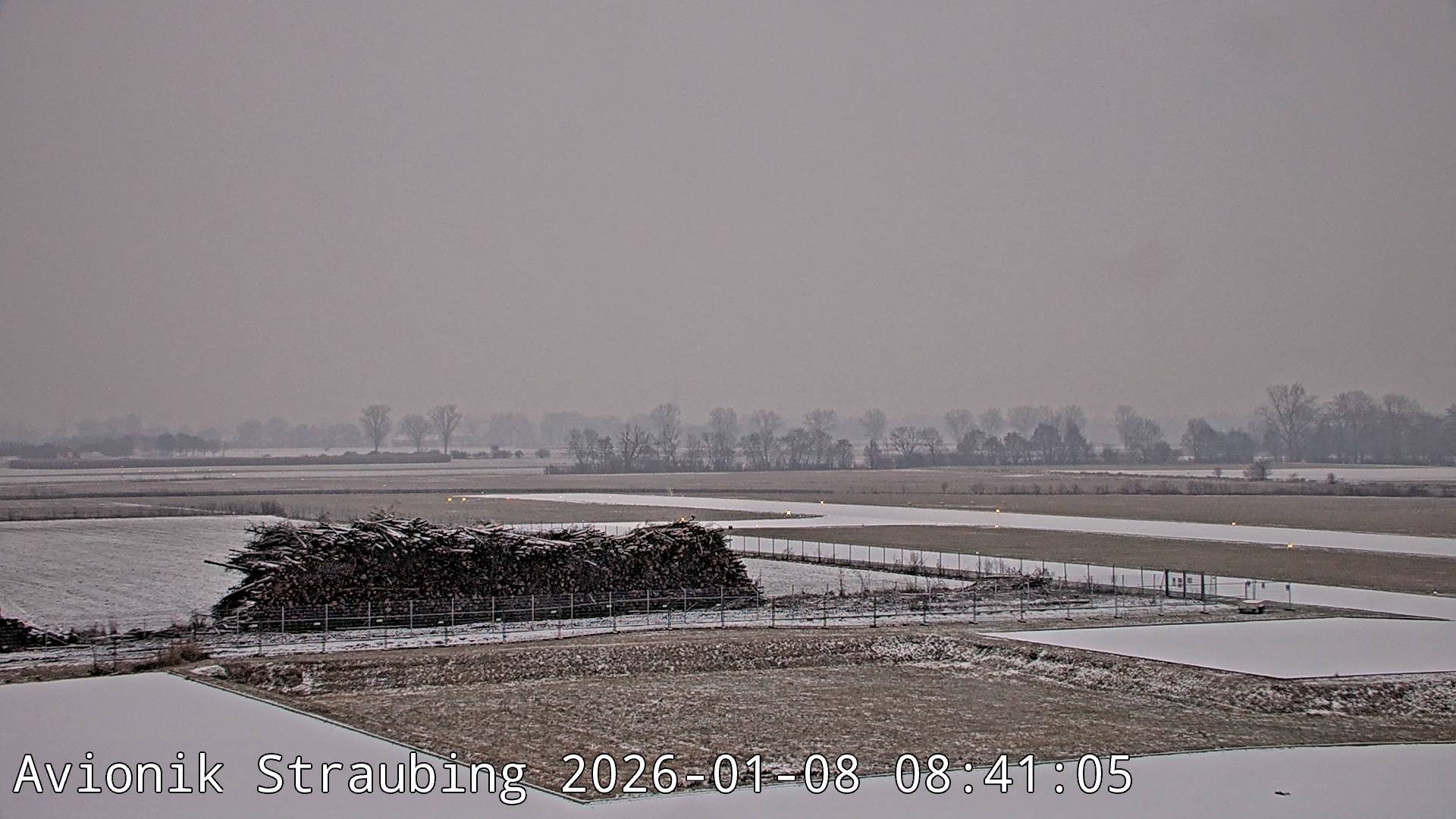 Archiv Foto Webcam Flugplatz Straubing