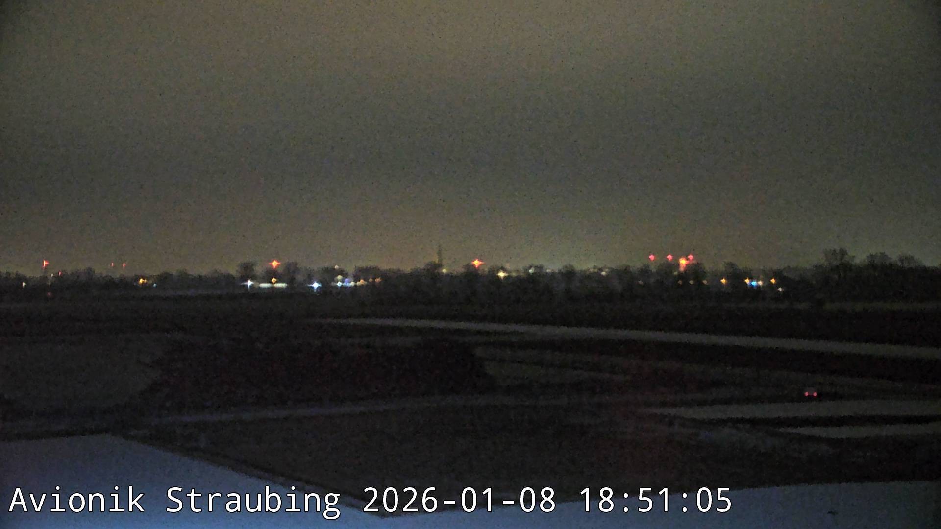 Archived image Webcam Airport Straubing