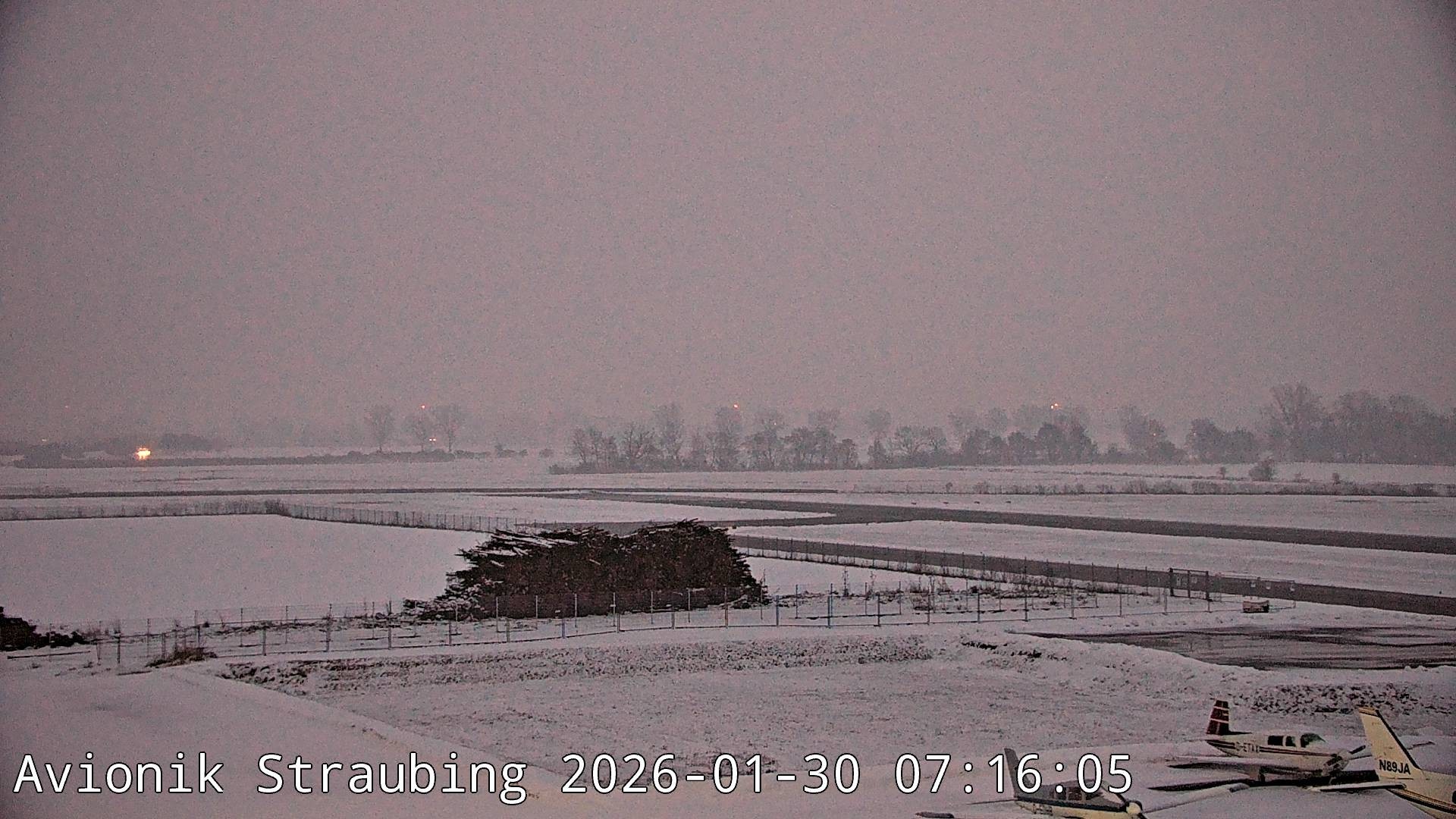 Archiv Foto Webcam Flugplatz Straubing