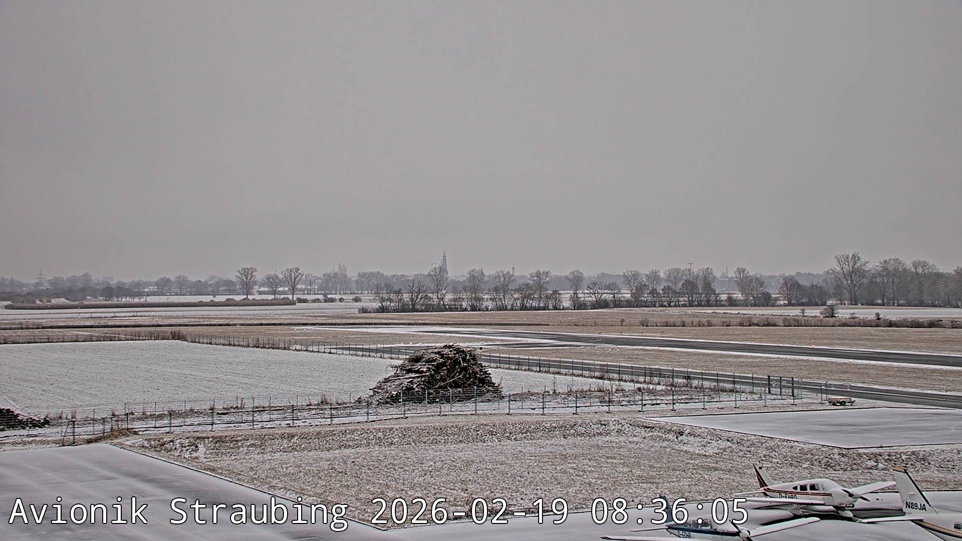 Archiv Foto Webcam Flugplatz Straubing