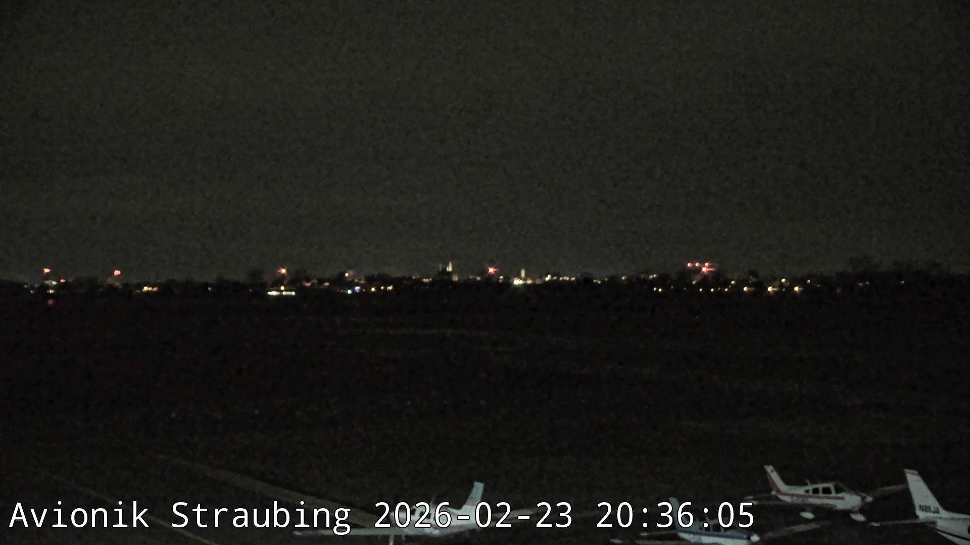 Archiv Foto Webcam Flugplatz Straubing