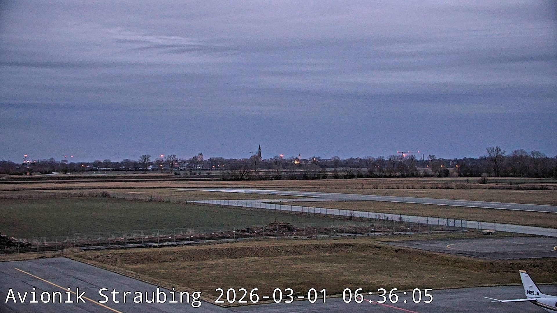 Archiv Foto Webcam Flugplatz Straubing
