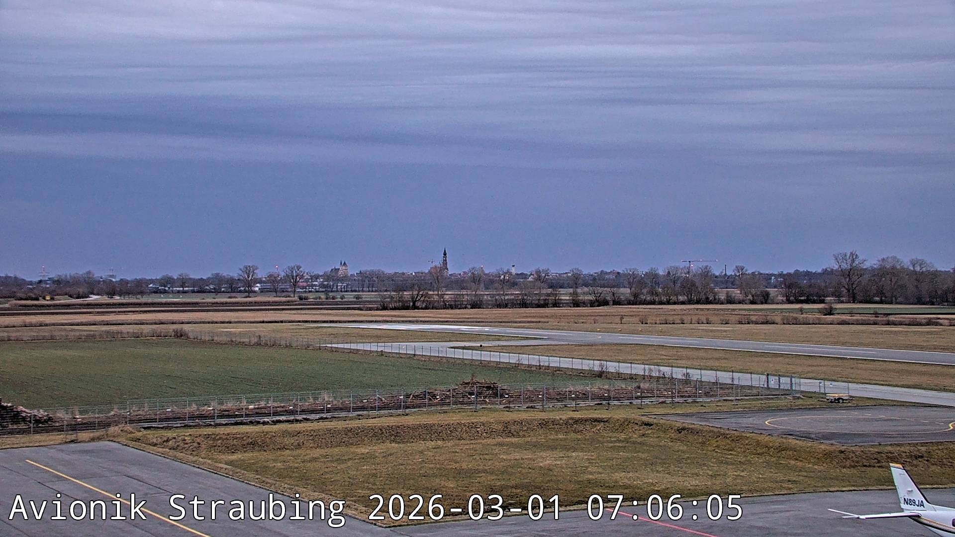 Archiv Foto Webcam Flugplatz Straubing
