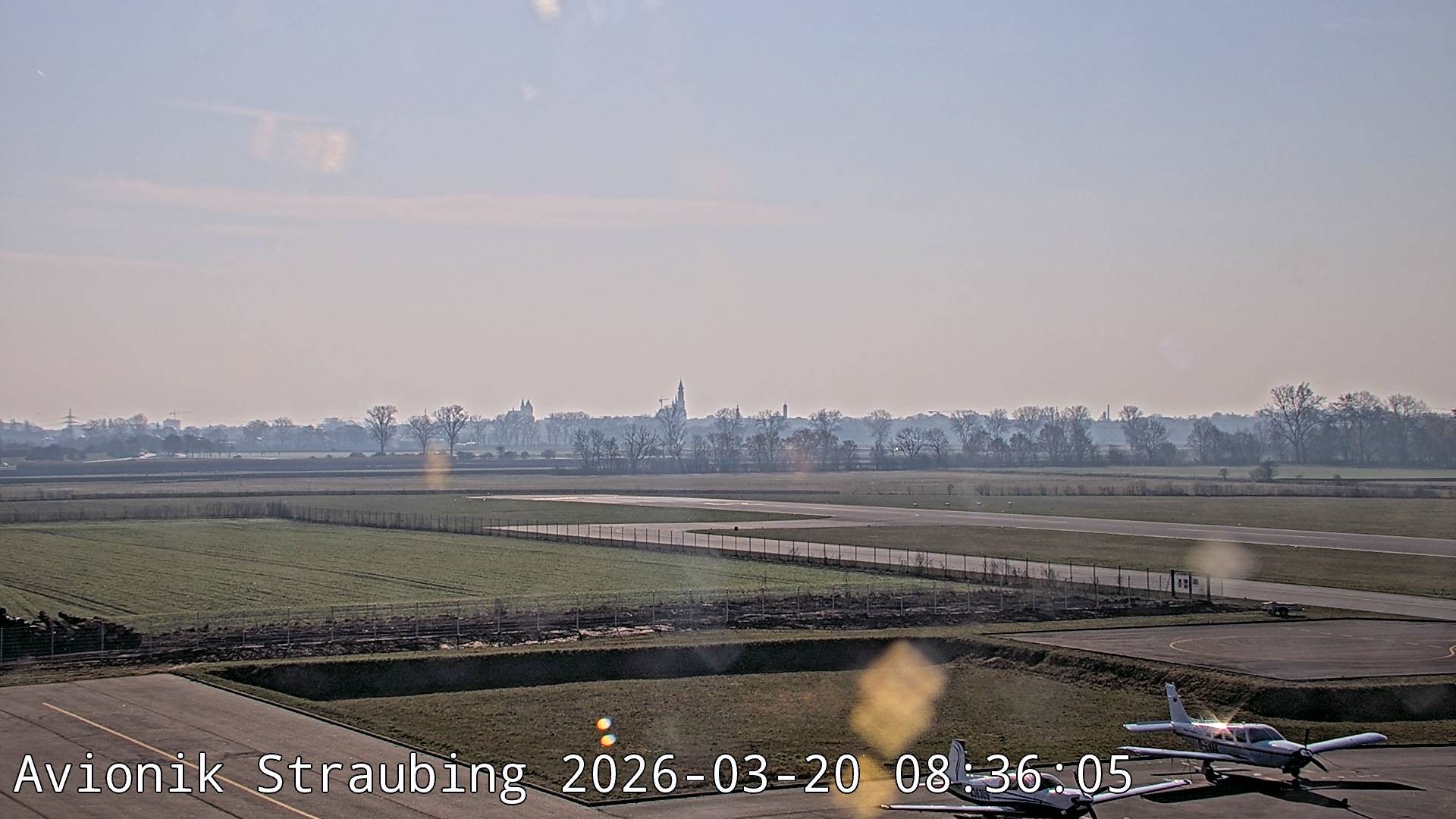 Archiv Foto Webcam Flugplatz Straubing