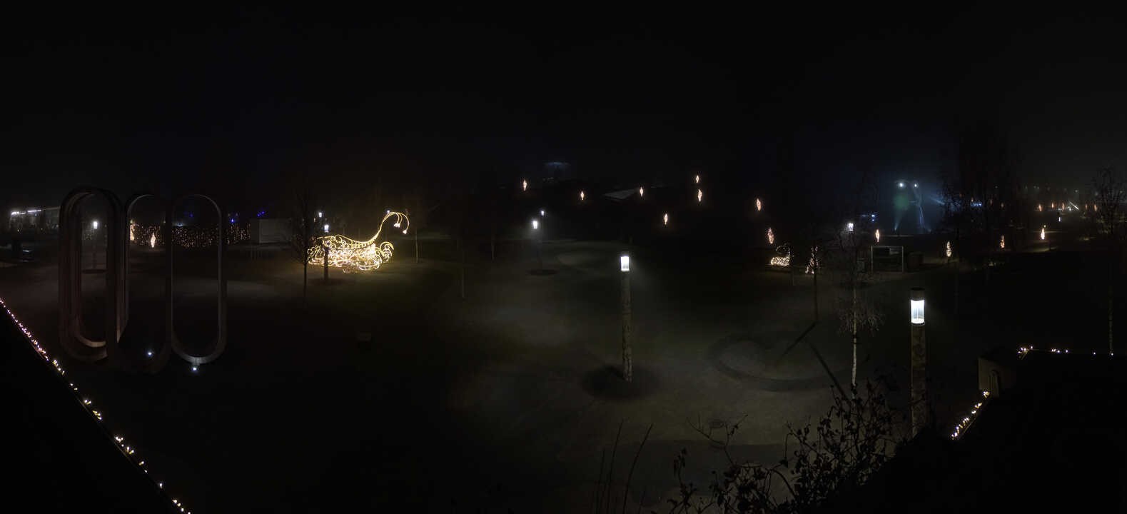 Archiv Foto Webcam Swarovski Kristallwelten: Außengelände