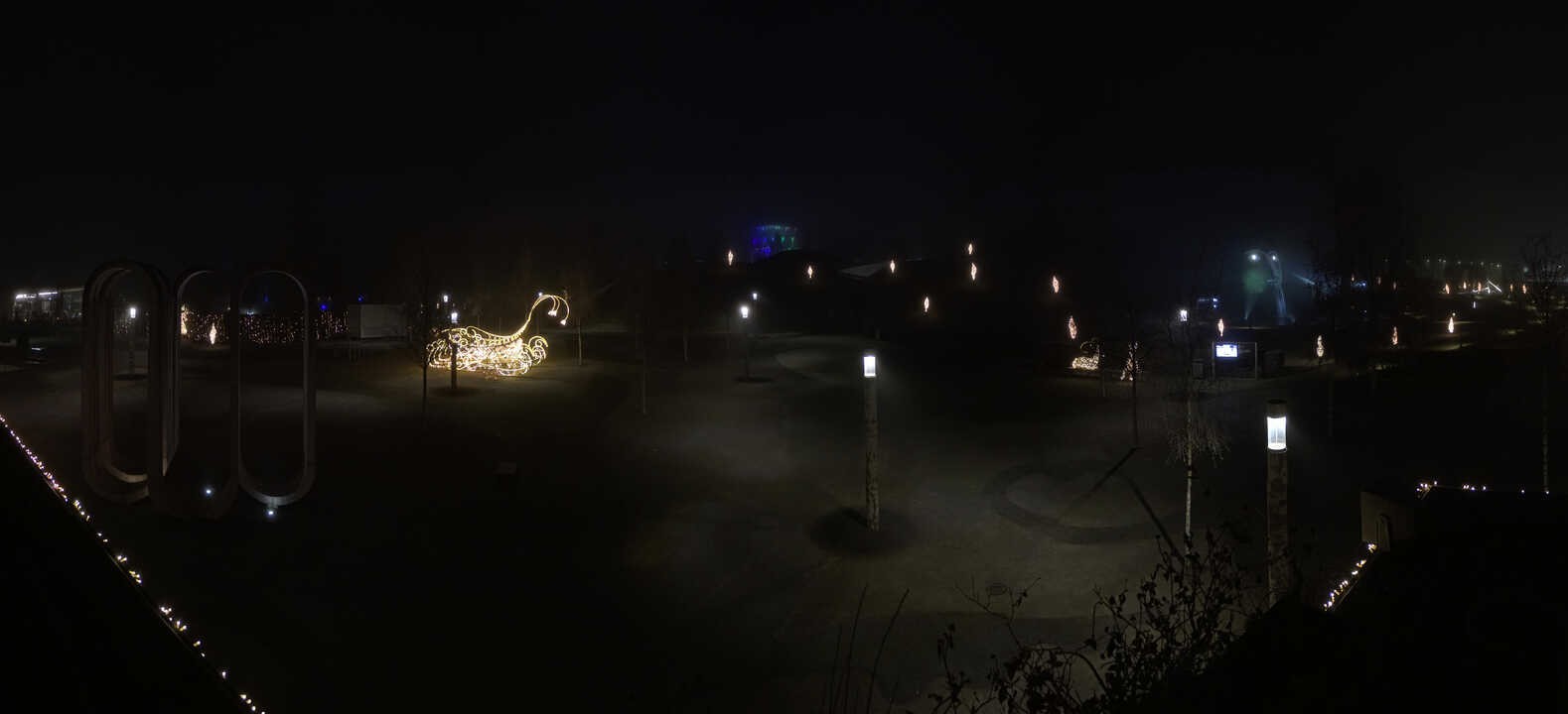 Archiv Foto Webcam Swarovski Kristallwelten: Außengelände