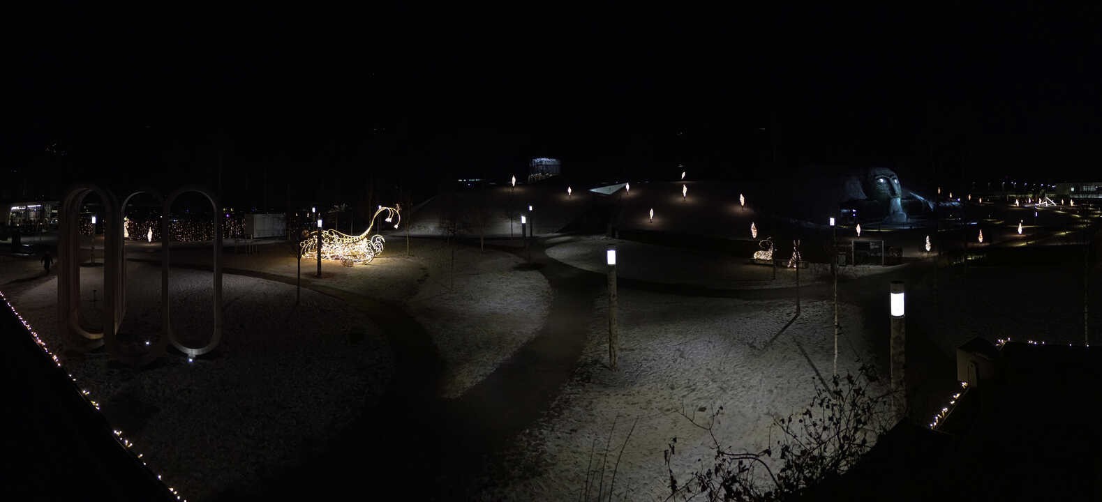 Archiv Foto Webcam Swarovski Kristallwelten: Außengelände