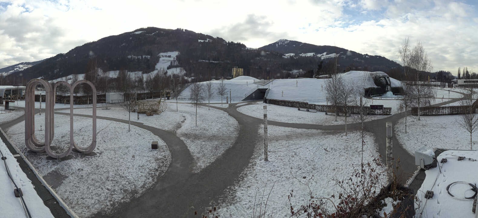 Archiv Foto Webcam Swarovski Kristallwelten: Außengelände