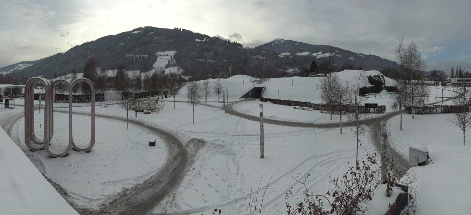 Archiv Foto Webcam Swarovski Kristallwelten: Außengelände