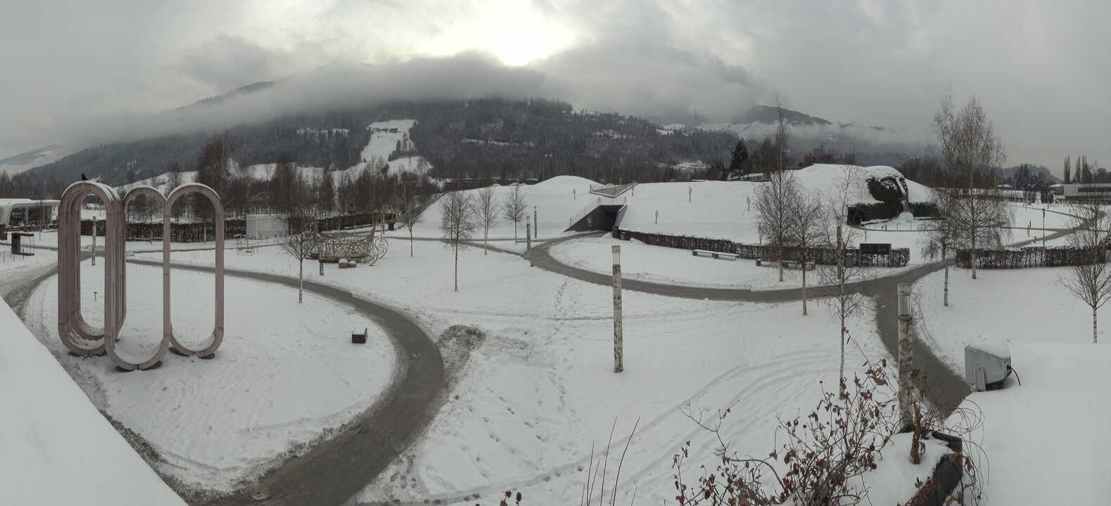 Archiv Foto Webcam Swarovski Kristallwelten: Außengelände