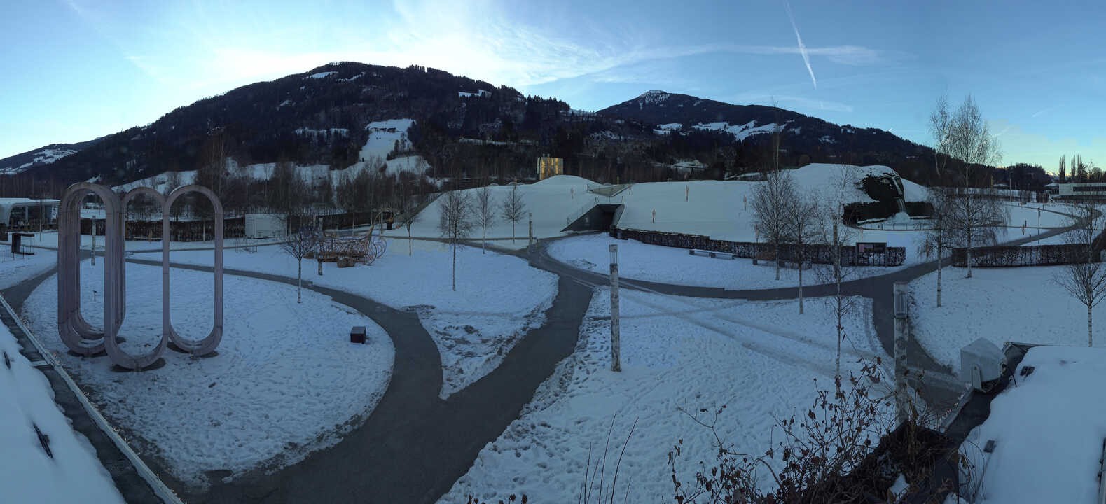 Archiv Foto Webcam Swarovski Kristallwelten: Außengelände