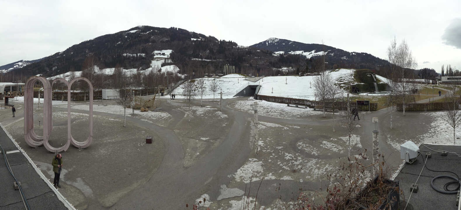 Archiv Foto Webcam Swarovski Kristallwelten: Außengelände