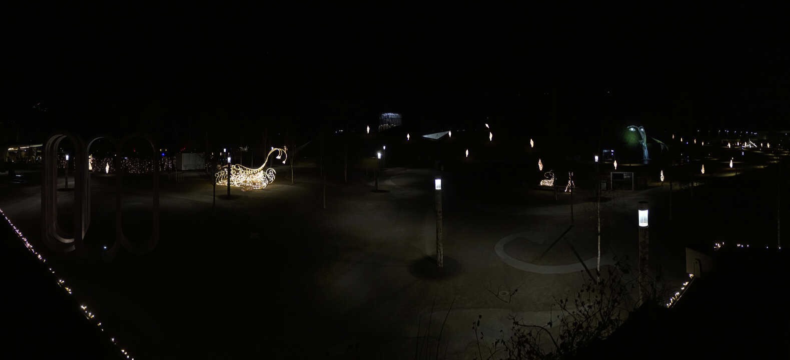 Archiv Foto Webcam Swarovski Kristallwelten: Außengelände