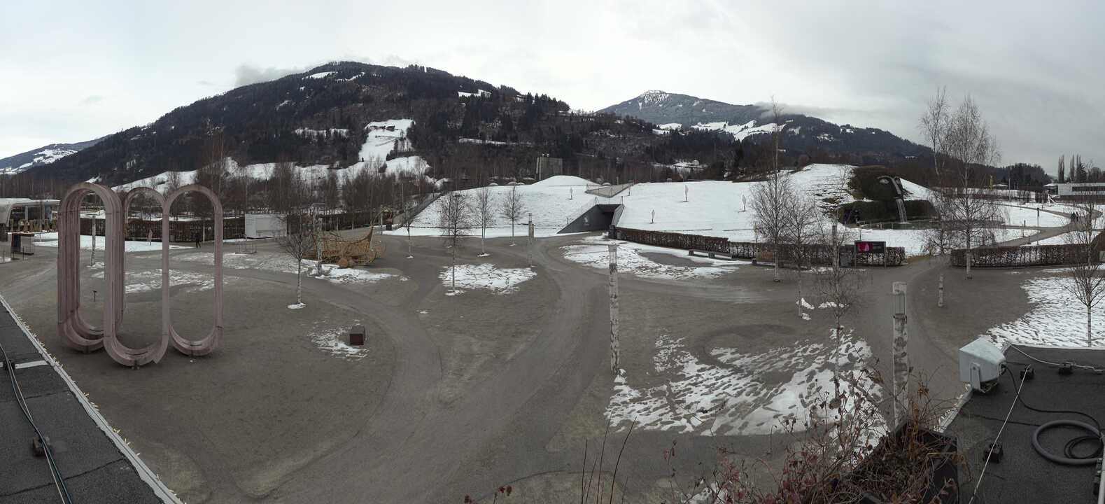 Archiv Foto Webcam Swarovski Kristallwelten: Außengelände