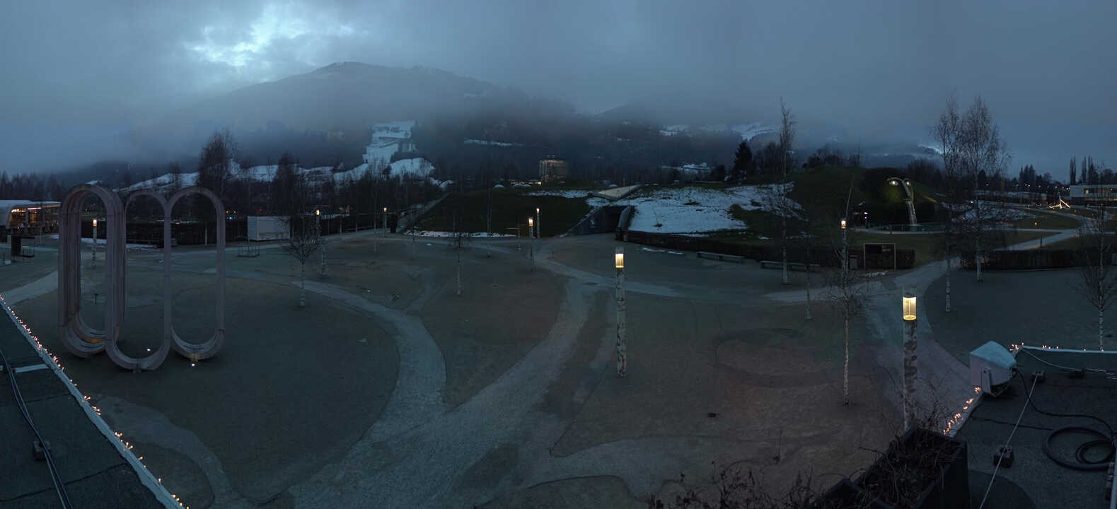 Archiv Foto Webcam Swarovski Kristallwelten: Außengelände