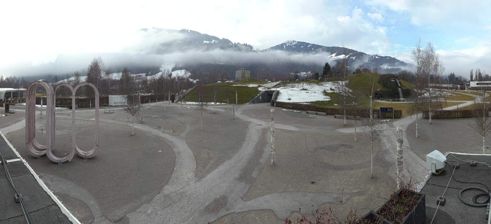 Archiv Foto Webcam Swarovski Kristallwelten: Außengelände