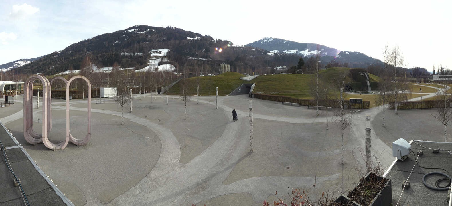 Archiv Foto Webcam Swarovski Kristallwelten: Außengelände