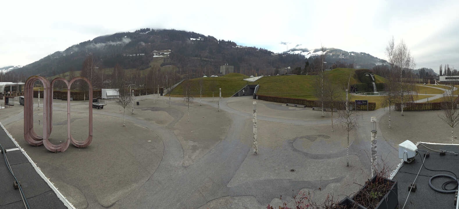 Archiv Foto Webcam Swarovski Kristallwelten: Außengelände