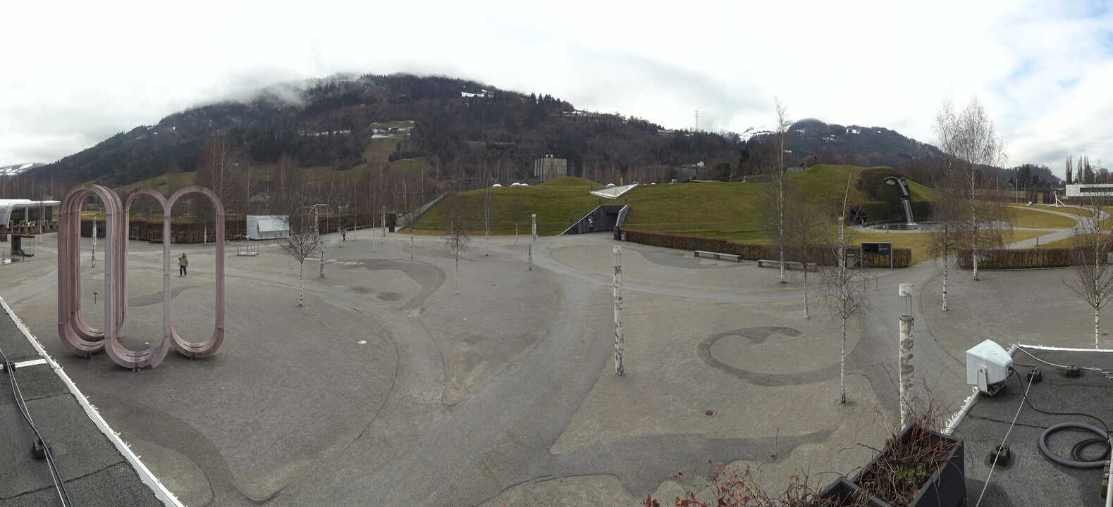 Archiv Foto Webcam Swarovski Kristallwelten: Außengelände