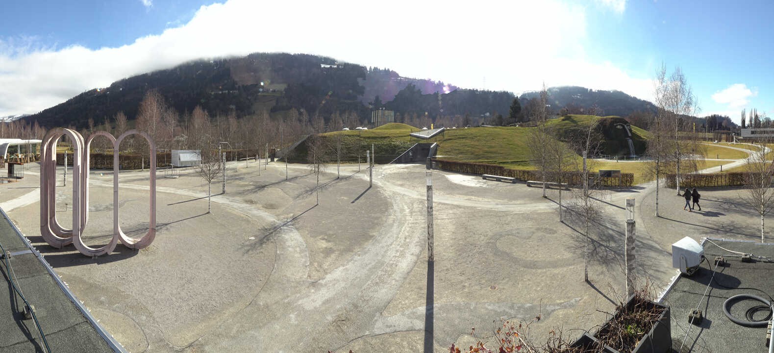 Archiv Foto Webcam Swarovski Kristallwelten: Außengelände