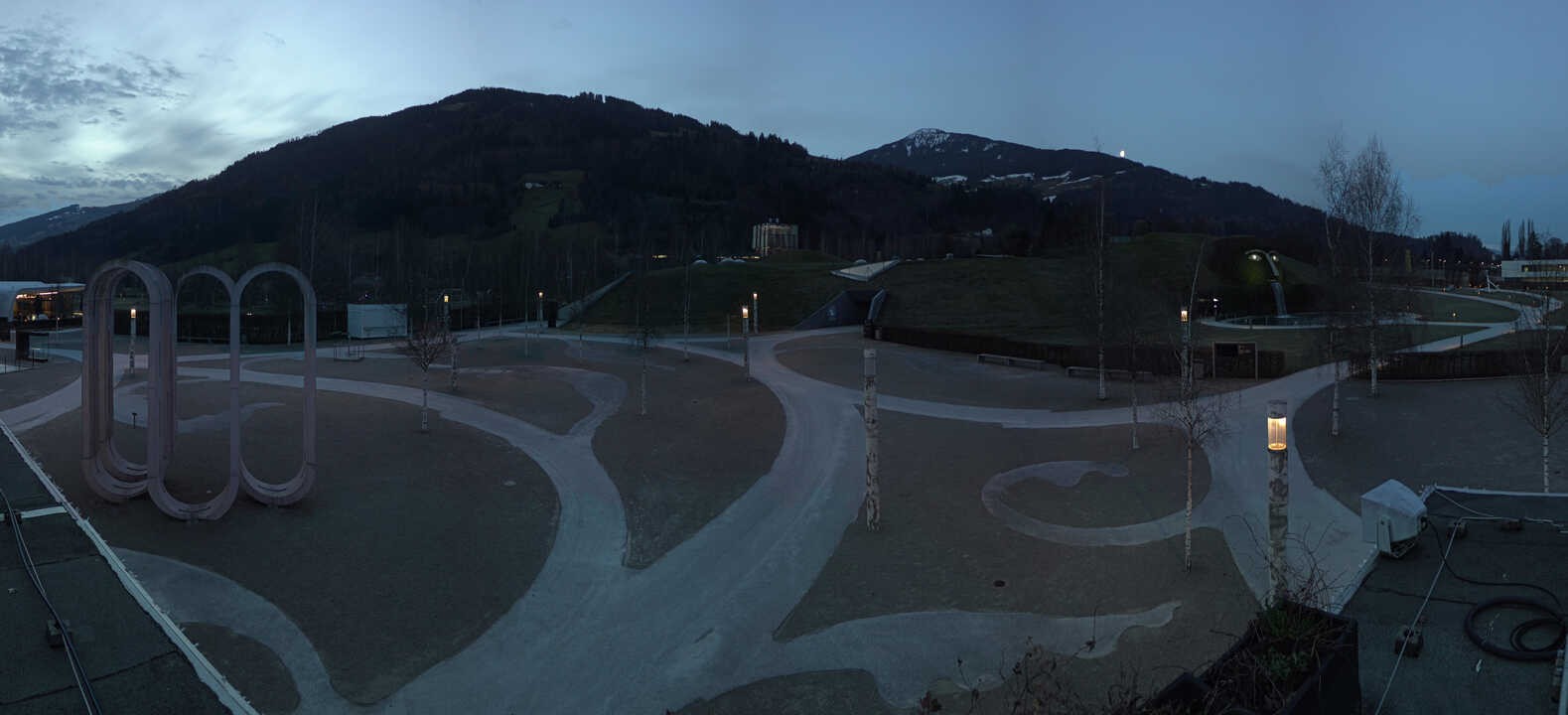 Archiv Foto Webcam Swarovski Kristallwelten: Außengelände