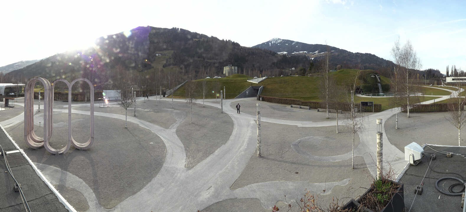 Archiv Foto Webcam Swarovski Kristallwelten: Außengelände