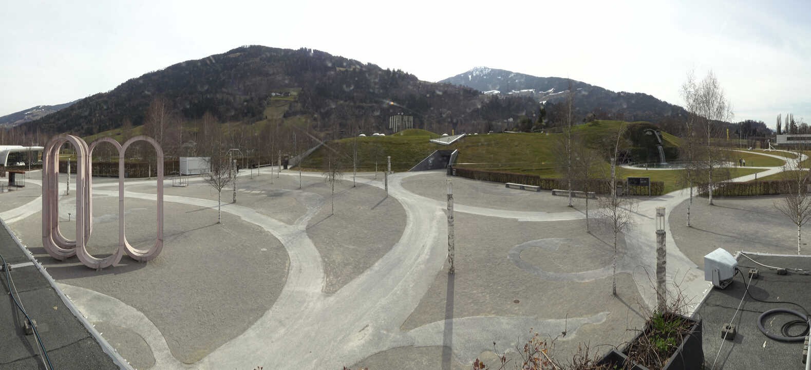 Archiv Foto Webcam Swarovski Kristallwelten: Außengelände