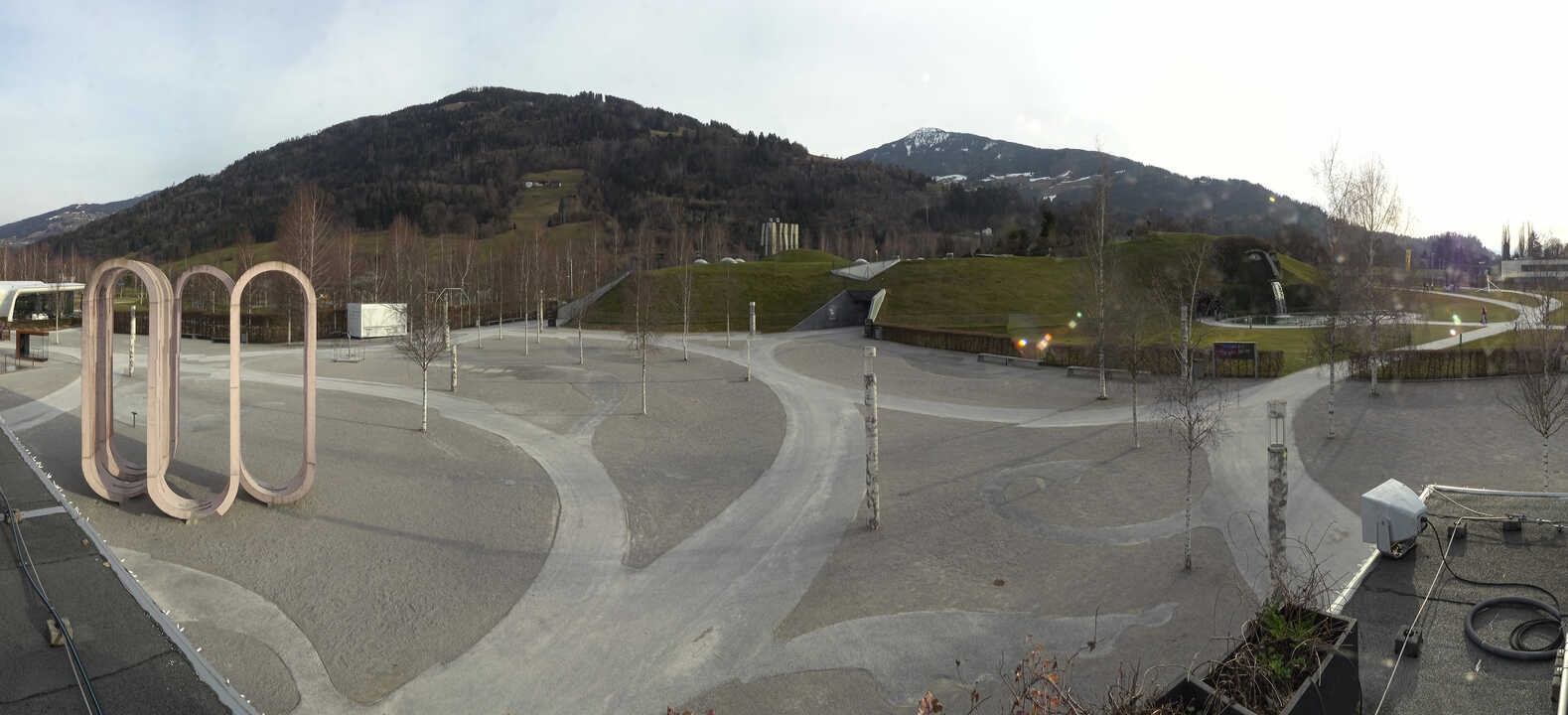 Archiv Foto Webcam Swarovski Kristallwelten: Außengelände