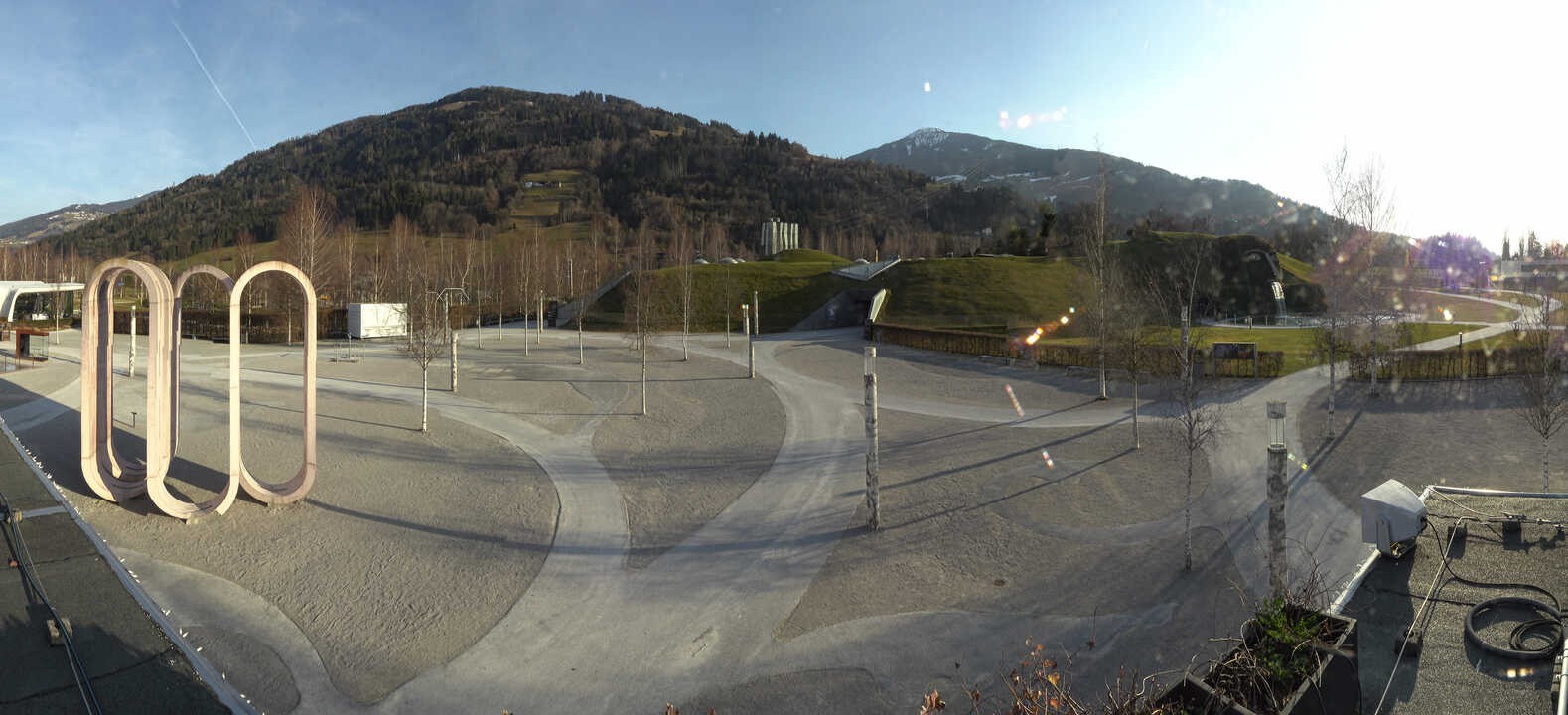 Archiv Foto Webcam Swarovski Kristallwelten: Außengelände