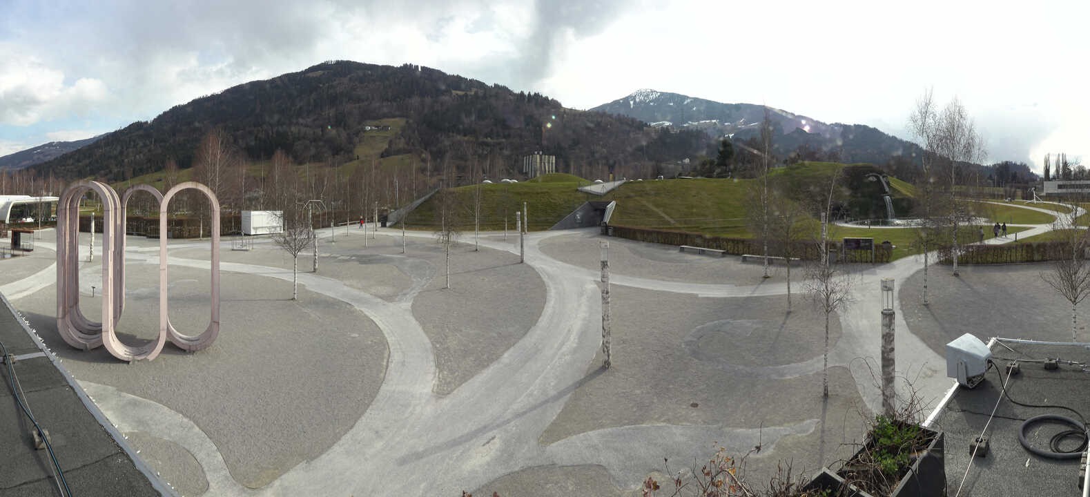 Archiv Foto Webcam Swarovski Kristallwelten: Außengelände