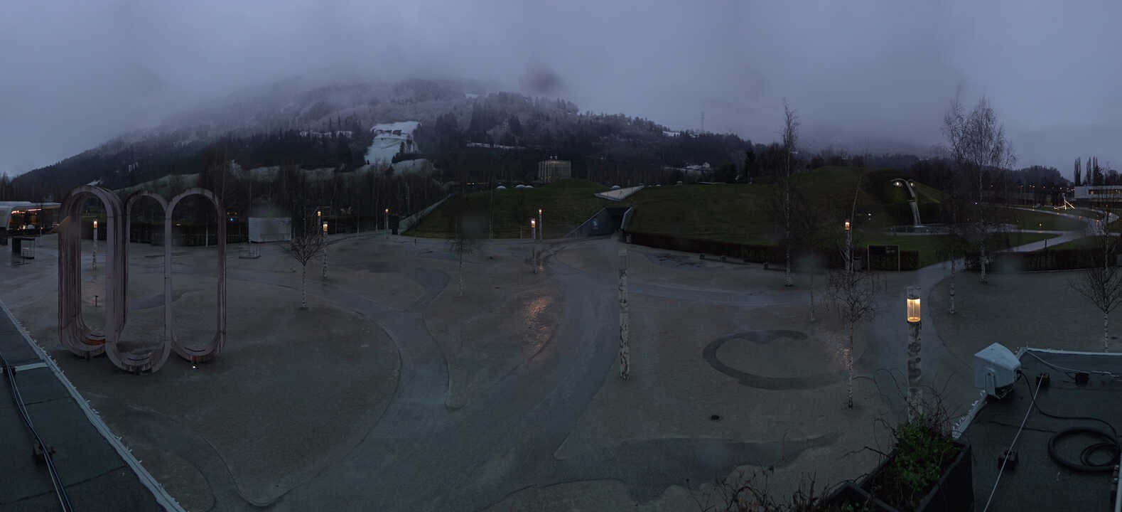 Archiv Foto Webcam Swarovski Kristallwelten: Außengelände